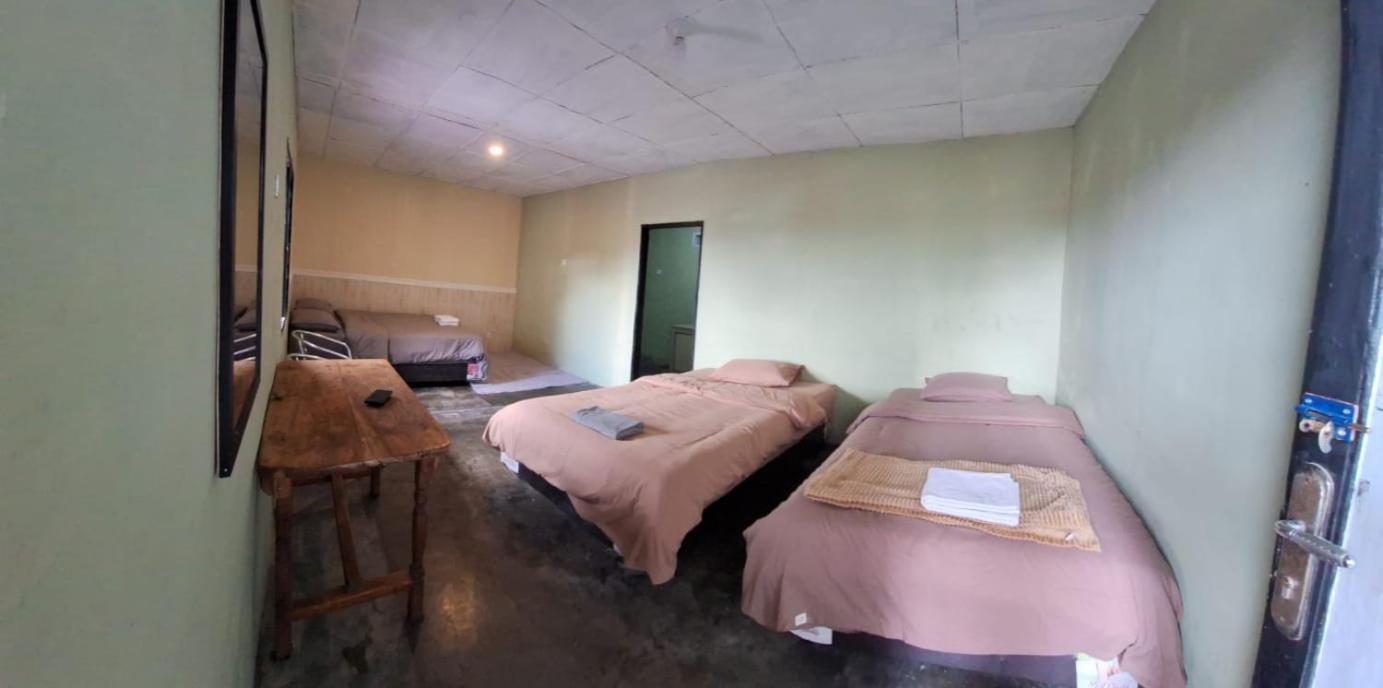 Smiley'S Homestay เบอราสตากี ห้อง รูปภาพ