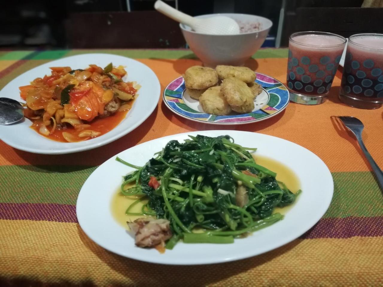 Smiley'S Homestay เบอราสตากี ภายนอก รูปภาพ